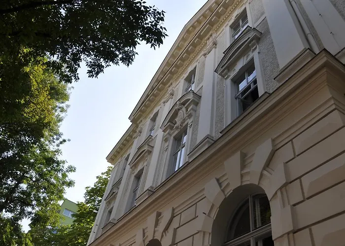 Vienna Suites